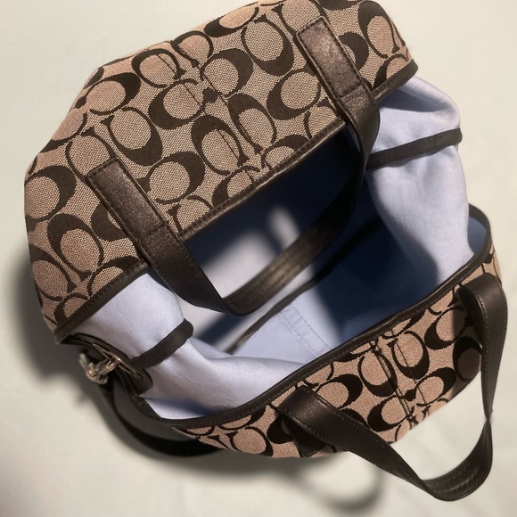 Spacious Signature C Coach Slouch - Picture 5 of 8